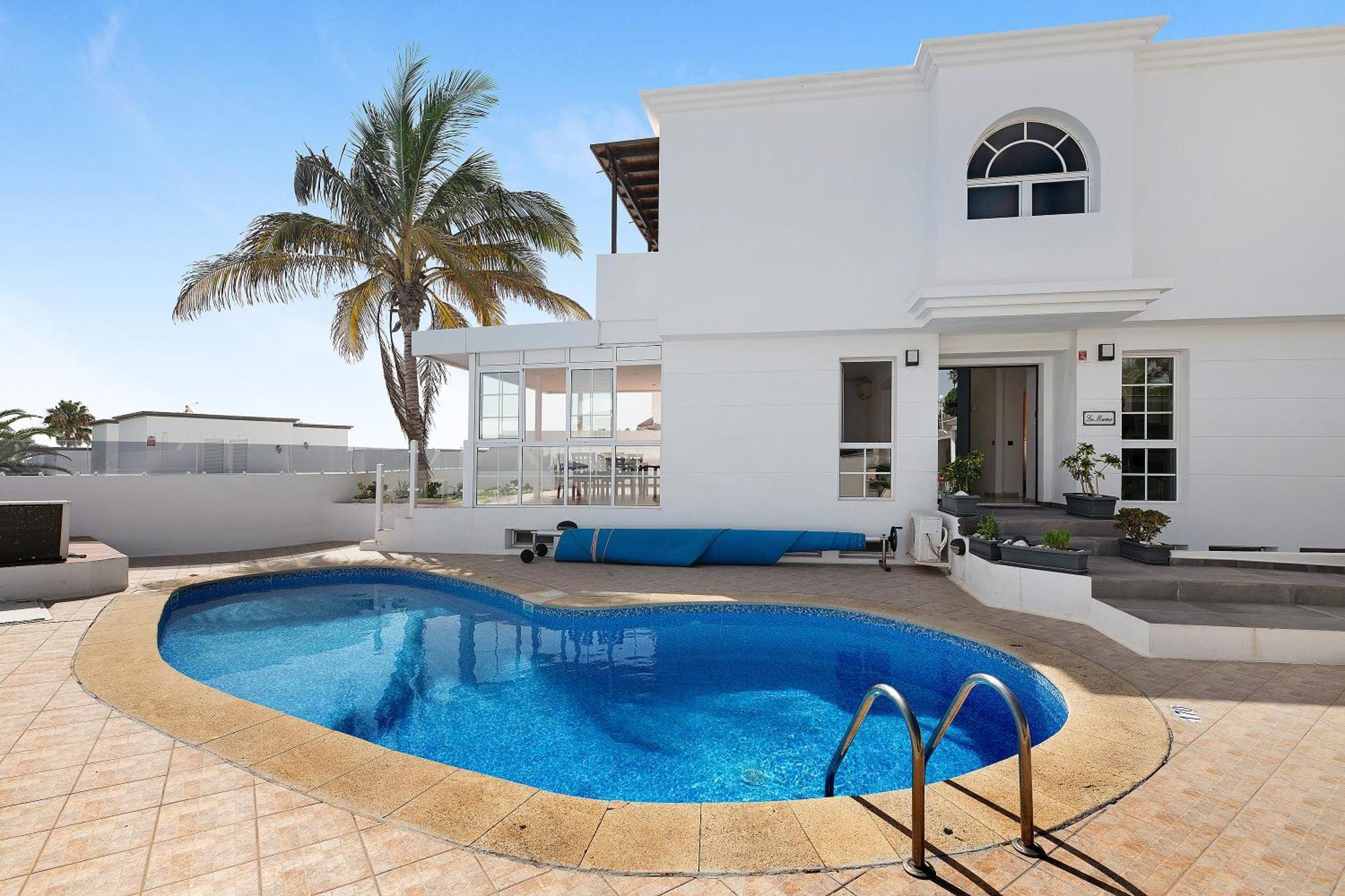 La Marina Villa ปูแอร์โตเดลคาร์เมน ภายนอก รูปภาพ